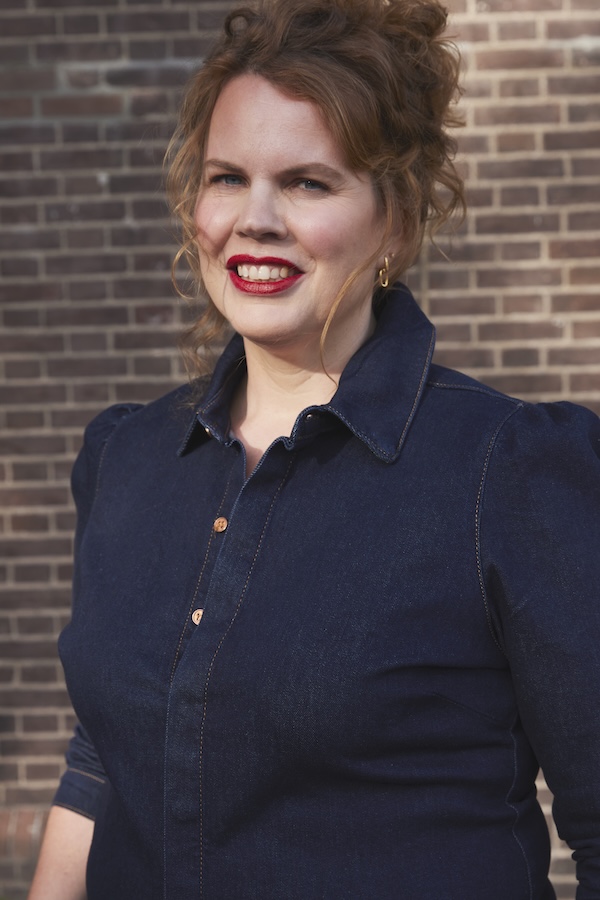 Sandra Mengerink in gesprek met ondernemer